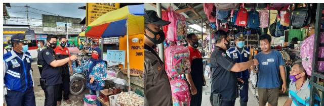 Pawal Apel On Call AKP Moch Mukid, SH., (baju hitam) didampingi aparat Kepolisian dan Dinas Perhubungan membagikan masker di Pasar Cukir dan Pasar Gudo, Selasa (9/2/2021). 