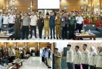 Pemerintah Kabupaten Jombang sinergi Inspektorat dan Kejaksaan Negeri Jombang menggelar Focus Group Discussion (FGD) yang inspiratif di Ruang Bung Tomo, kantor Sekretariat Daerah Kabupaten Jombang pada Senin, (8/12/2025) pagi. 