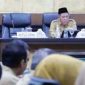 Kegiatan ini dihadiri oleh Bupati Jombang Warsubi, S.H., M. Si diwakili oleh Wakil Bupati Jombang Salmanudin, S.Ag., M.Pd, Ketua DPRD Kabupaten Jombang, Hadi Atmaji, S.Ag. bersama para Wakil Ketua, Staf Ahli, Asisten, dan seluruh Kepala Perangkat Daerah, Senin (15/12/2025). 