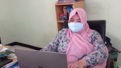 Nur Diana, SH Kepala Seksi Pengawasan dan Penegakan Hukum Dinas Lingkungan Hidup (DLH) Kabupaten Jombang, Jum'at (18/9/2020).