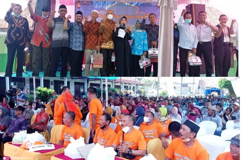 Photo atas: Para pengajar SMP Swadaya Kesamben. Photo bawah: Para alumni berbagai angkatan menghadiri reuni akbar, kostum oranye/depan kanan alumni tahun 1980.