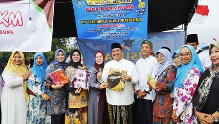 Kecamatan Perak Gelar Pesta Rakyat UMKM dan Sedekah Bumi, Wujud Syukur dan Penguatan Ekonomi Lokal