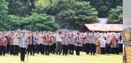 Bupati Jombang Warsubi dalam amanatnya menegaskan bahwa integritas dan disiplin bukan sekadar aturan, melainkan fondasi pelayanan publik. 