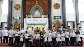 Acara ini dihadiri langsung oleh Bupati Jombang, Warsubi, S.H., M.Si., didampingi Wakil Bupati Salmanudin S.Ag., M.Pd., jajaran Forkopimda, serta Ketua BAZNAS Jawa Timur, Prof. Dr. KH. Ali Maschan Moesa, M.Si., dan jajaran, Ketua Baznas Kabupaten Jombang Veri Rifdian Virdani, S.Sos., para Kepala OPD terkait lingkup Pemkab Jombang, Selasa (3/3/20026)