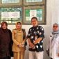 Kepala Dinas Pendidikan dan Kebudayaan Kabupaten Jombang, Wor Windari (ketiga dari kiri), bersama tim dari Balai Besar Penjaminan Mutu Pendidikan (BBPMP) Provinsi Jawa Timur melakukan monitoring langsung pelaksanaan Tes Kemampuan Akademik (TKA) jenjang SMP tahun 2026, Senin (6/4/2026). 