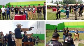 Rangkaian kegiatan peresmian lapangan tembak Korem 082/CPYJ dan Perbakin Jombang, photo kiri atas, pose gaya menembak usai penandatangan pasasti, photo kanan atas: menuju arena tembak uji coba menembak dengan sasaran plat, photo kiri bawah: para pimpinan membidik target plat baja, photo kanan bawah: Dan Dim 0814, Bupati Abah Warsubi dan Kapoles mengikuti lomba menembak estafet. Photo: https://layang.co. 