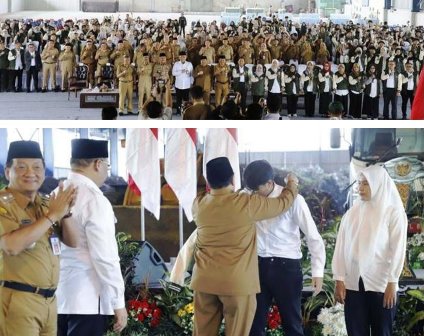 Acara dihadiri langsung Bupati Jombang, Warsubi, beserta Sekretaris Daerah Agus Purnomo, S.H., M.Si., jajaran Staf Ahli, Asisten, Kepala Perangkat Daerah (OPD), serta Camat dan Kepala Desa setempat. Diharapkan 1.225 mahasiswa KKN bisa kolaborasi dan sinergi dunia akademis dan pemerintah daerah demi mewujudkan Jombang yang lebih maju, bersih, sejahtera. Tampak prosesi penyematan atribut jaket almamater oleh Bupati dirangkai dengan pembekalan materi, Senin (13/7/2026). Photo: Humas Dinas Kominfo Pemkab Jombang/edit