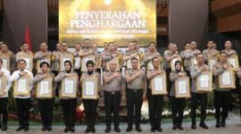 Penghargaan diserahkan, Kamis (20/08/2026) dalam acara Rapat Koordinasi (Rakor) Implementasi Hasil Rakor Perencanaan dan Penganggaran Polri Tahun 2026 digelar di Rays UMM Hotel Jalan Raya Sengkaling No 1 Jetis Mulyoagung Kecamatan Dau Kabupaten Malang, Jawa Timur. Photo: Humas Polres Jombang.