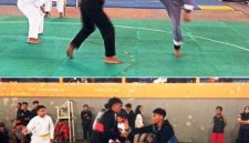 Peserta PORKAB Pencak Silat sedang melakkan pertandingan di GOR Merdeka Jombang, Jum'at (18/9/2026), Kejuaraan ini untuk menjaring atlet POPDA 2026 dan porsi PORPROV. 2027