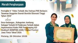 Penghargaan tersebut diterima langsung oleh Ketua TP PKK Kabupaten Jombang, Hj. Yuliati Nugrahani Warsubi dari Ketua TP PKK Provinsi Jawa Timur, Arumi Bachsin Elestianto Dardak, Senin (26/10/2026). 